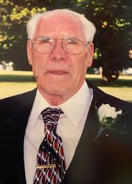 Obituary of Everett John Boyle