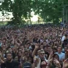 Les mecs j'viens du youtube game. Fete De La Musique Les Rappeurs Bigflo Oli Ont Mis Le Feu Place Saint Pierre A Toulouse