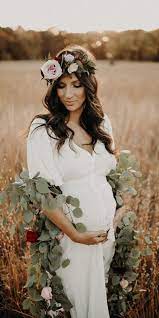 18 Maternity Wedding Dresses For Moms To Be Pregnant Wedding Pregnant Bride Pregnant Wedding Dress