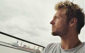 Osterloh wuchs in lübeck auf; Gzsz Star Niklas Osterloh Susses Liebesgestandnis