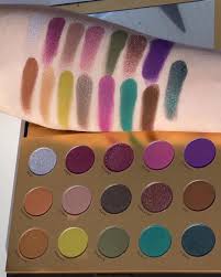 Lunar Beauty Moon Spell Palette Swatches