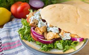 Pita Au Poulet Colombo Recette De Sandwich Au Poulet Epice