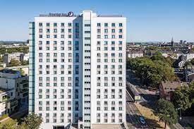 Compare prices of 1,019 hotels in cologne on kayak now. Premier Inn Cologne City Sud Hotel 50676 Koln Offnungszeiten Adresse Telefon