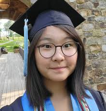 Brilliant & tenacious: One of the largest freshman classes in FIU's history  roars into fall