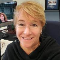 Lisha Evans's Instagram, Twitter & Facebook