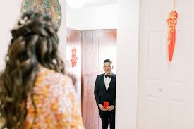 8 Chinese Door Games To Play At Your Chinese Wedding In 2020 Chinese Wedding Chinese Wedding Tea Ceremony Traditional Chinese Wedding