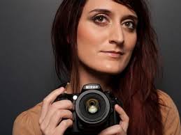 A wandering brain at work