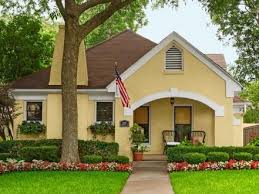 Jun 08, 2019 · all of these grays work really well for rooms with lighter hardwood floors and for rooms with wood trim. Copy The Curb Appeal Dallas Tx Yellow House Exterior Exterior House Colors House Paint Exterior