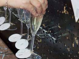 Diy Champagne Wall Diy Wedding Projects Future Wedding Plans Champagne