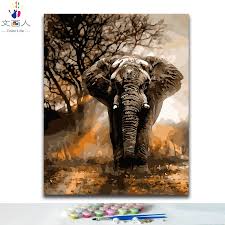 Gajah berbeda dengan kebanyakan mamalia lain dimana pada awalnya mempunyai gigi susu yang kemudian digantikan oleh gigi dewasa permanen. Diy Mewarnai Gambar Dengan Angka Dengan Warna Raja Hutan Gajah Gambar Hewan Menggambar Lukisan Dengan Angka Dibingkai Rumah Cat Dengan Nomor Aliexpress