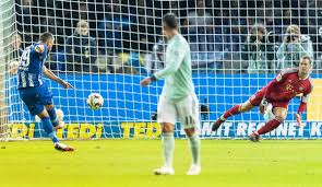 Watch full highlights between hertha bsc berlin vs. Hertha Bsc Fc Bayern 2 0 Fcb Kassiert Erste Pflichtspiel Niederlage Unter Niko Kovac