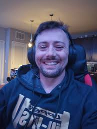 Swinging into Dry January with some Spidey vibes! 🕷️🕸️ Tonight, I'm  streaming Marvel's Spider-Man Remastered and cracking open some  non-alcoholic brews because the only thing getting smashed here are bad  guys. Come