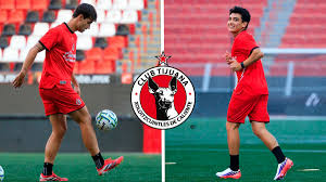 Xolos realiza entrenamiento con un Gilberto Mora ya integrado previo al juego ante León