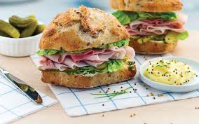 Le Sandwich Jambon Beurre Revisite Recettes De Tous Les Jours Elle Vire Recette Idee Recette Sandwich Jambon Preparation De Repas Sains