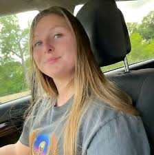 I chuckled at the end when I saw gerrick is dating another woman from  Brazil 😂🤣😂🤣