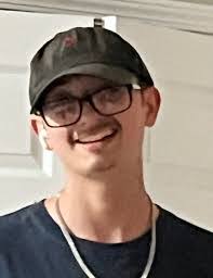 Wade Hook's Instagram, Twitter & Facebook