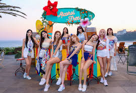 Twitter is one application of a broader category called microblogging. 210616 Misayeon Twitter Update Jype Released New Behind The Scenes Pics Of Twice Alcohol Free Mv Shoot Today R Twice