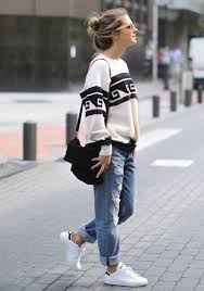 Ankle boots and boyfriend jeans can also be matched with trench coats and leather jackets. Boyfriend Jeans Outfit Ideas You Can Follow Right Now Casual Street Style Fashion Boyfriend Jeans