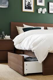 Hochbett selber bauen mit ikea möbeln betten mit stauraum. Malm Bettgestell Hoch Mit 2 Schubkasten Braun Las Eschenfurnier Ikea Deutschland Bettgestell Ikea Bett Schlafzimmer Inspirationen