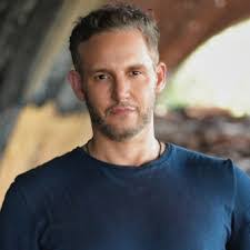 Daniel Lennon's Instagram, Twitter & Facebook