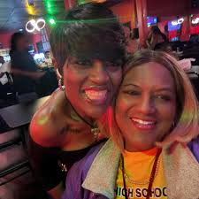 Top Notch Karoke with WKXN 94.1 FM Radio Darryl E Train. I do not own this  music. Celebrating my Bell All Hands Bridgett birthday month. I do not own  this music. Citizen