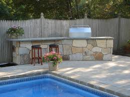 The customization doesn't end there next it's time to determine the size of the island, with every module we offer a 36 standard height or a 42 bar height module with the option of having a 28 depth or 32 depth frame. How To Build A Diy Outdoor Bar How Tos Diy