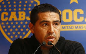 Riquelme, 18, uit brazilië vasco da gama rio de janeiro u20, sinds 2018 linkervleugelverdediger marktwaarde: Vice Presidente Do Boca Jrs Riquelme Coloca Flamengo Entre Clubes Temidos Na Libertadores De 2020 Flamengo Coluna Do Fla