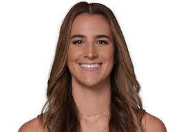 Sabrina Lou's Instagram, Twitter & Facebook