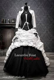 Weitere ideen zu steampunk kleidung, steampunk cosplay, steampunk kleider. 68 Steampunk Hochzeitskleid Ideen In 2021 Steampunk Hochzeitskleid Schwarzes Brautkleid Hochzeitskleid