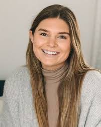 Lauren Baumgarten's Instagram, Twitter & Facebook