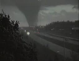 Eight killed, 155 injured, 300 homes destroyed and $100 million in damage. Black Friday Edmonton Marks Sombre 30 Year Anniversary Of Deadly Tornado Globalnews Ca