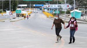 Los vehículos sujetos a restricción una vez a la semana, de 5:00 a 22:00hs, son los siguientes Restriccion Vehicular En Quito Horarios Placas De Vehiculos Y Excepciones Del Hoy No Circula As Com