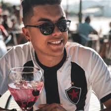 Isaac Wesley (@isaacwesleey)