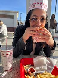 When and where is the first In-N-Out Burger store opening in Tennessee?