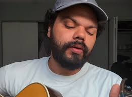 Venezolano Eliu Ramos lanza tres sencillos de su próximo álbum