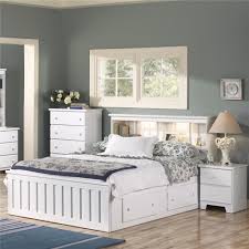 Find your king size bedroom set, queen size bed set or full size bed set in a variety of styles, with dressers and more for a cohesive look. Vanity White Chest Mission Murphy Treasure Frames Full Nantucket Bedroom Set Atmosphere Ideas Dresser With Lights Jewelry Domed Top Mirror Bathroom Sink Miskelly Chests Apppie Org