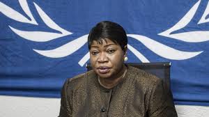 Fatou bensouda wants to open investigation into alleged war crimes, including by us troops. Fatou Bensouda Keine Strahlende Moralistin Politik Sz De