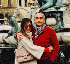Datuk seri najib razak is the eldest son of tun abdul razak. Biodata Nazir Razak Gambar Pengerusi Cimb Group