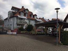 Befindet sich in einem gepflegten mehrfamilienhaus mit insgesamt sechs parteien. 4 Zimmer Wohnung Zu Vermieten Dorfbachweg 6 79341 Kenzingen Emmendingen Kreis Mapio Net