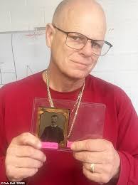 Photo of outlaw Jesse James 'found' after 140 years