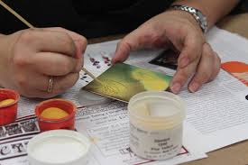 Enamel sifting is not as hard as it should be. Enameling 101 How To Learn Common Enameling Techniques