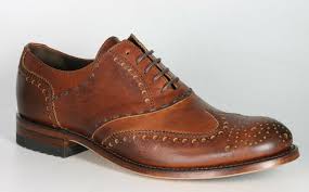 Der budapester ist eine der bekanntesten sorten von herrenschuhen. 7850 Sendra Schnurschuhe Budapester Muster Evolution Rahmengenaht Ebay