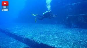 Yonaguni island is the westernmost okinawan island and the last place in japan to see the setting sun each day. Yonaguni Monument Interview Mit Einem Geologen Zu Japans Atlantis