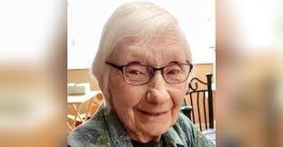 Marilyn Denney's Instagram, Twitter & Facebook