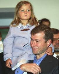 Dasha zhukova, girlfriend of billionaire roman abramovich, has put up a massive plasma screen above moscow to showcase contemporary art. Roman Abramovich S Daughter Gets Engaged To Russian Solicitor Haute Living