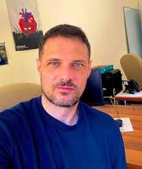 Eva Holcomb's Instagram, Twitter & Facebook