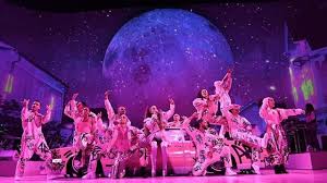 We have 77+ amazing background pictures carefully picked by our community. Ariana Grande Sweetener 7 Things That Happened As Her Tour Started Cbbc Newsround