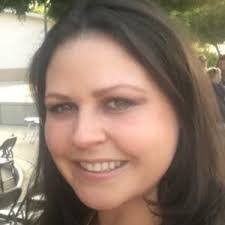 Lesley Hogan's Instagram, Twitter & Facebook