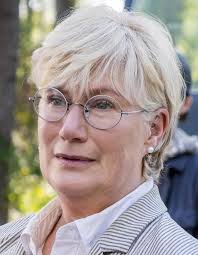 Tf ever happened to this story line? Who is this lady? : r/thewalkingdead