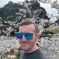 Reddit user themitch22 built a custom PC case that looks like Fallout's  Nuka Cola vending machine, complete with mini glowing quantum bottles! (See  more WIP pics: http://imgur.com/gallery/R0Ow5#HCCAkLe) Get Loot Gaming  loot.cr/gamingloot